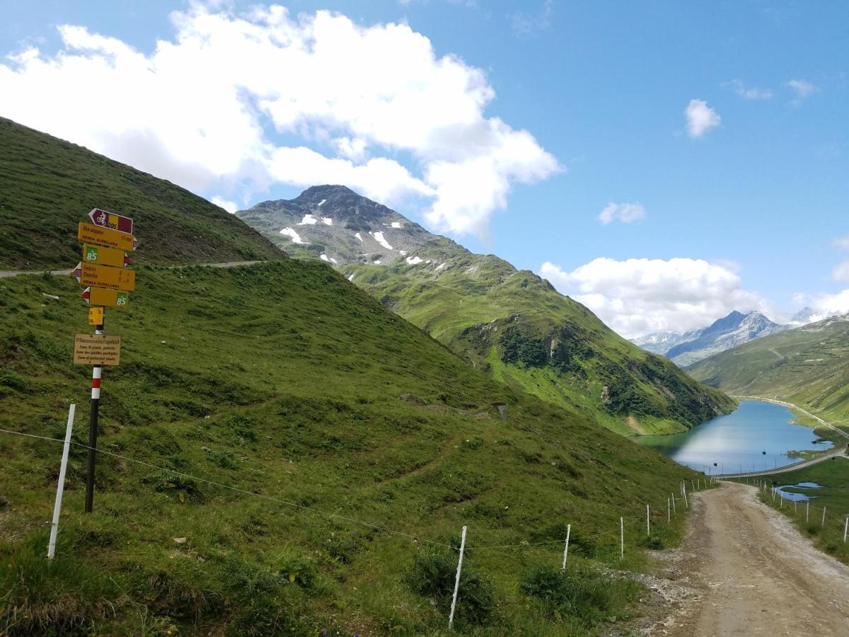 Tgesa Felici Sedrun Exterior foto